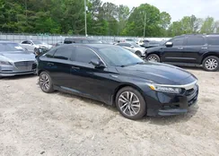 1HGCV3F17KA010975: 42127789