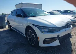 KNDC44LA8R5219799: 42134843