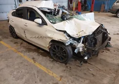 3KPF24AD8LE233018: 42168050