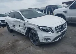 WDCTG4EB0KU000628: 42170428