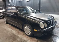 WDBJF65J2YB095098: 42172976