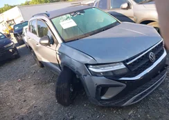 3VVCX7B24PM379237: 42176689