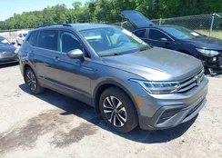 3VVRB7AX5RM142006: 42199560