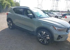 YV4L12UM0R2310523: 42202320