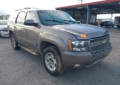 1GNSCBE03CR261019: 42212500