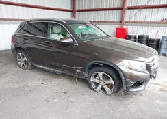 WDC0G4KBXHF124040: 42237035