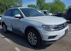 3VV2B7AX8KM064490: 42241177