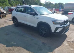 3VV5X7B22RM032517: 42249621