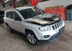 1C4NJDBBXFD437899: 42257079