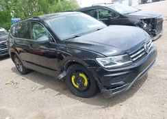 3VV2B7AXXKM042488: 42293239