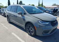 2C4RC1S76MR544495: 42294312