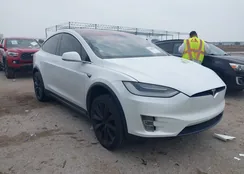 5YJXCBE26LF304404: 42300530