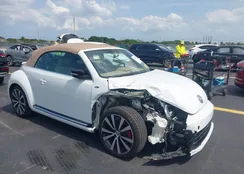 3VW7T7AT9FM818482: 42330036