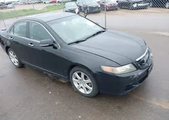 JH4CL96805C032828: 42377079