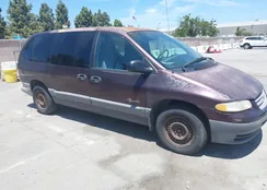 2P4GP44R7TRH37635: 42378820