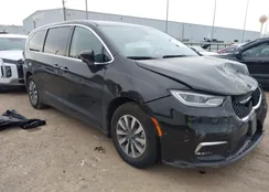 2C4RC1L77PR631132: 42391834