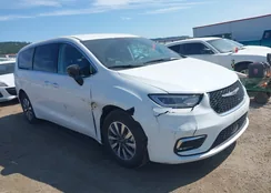 2C4RC1S71RR174452: 42402530