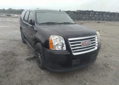 1GKFC135X8R144701: 42424143