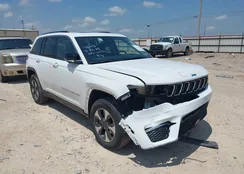 1C4RJYB68RC719643: 42424264