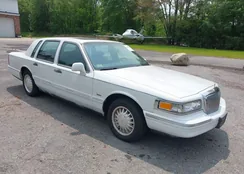 1LNLM82WXSY738521: 42428360