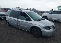 2C4GP44R75R136133: 42436799