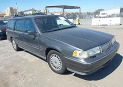 YV1KW9614S1026233: 42447513