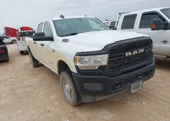 3C6UR5HJ7NG357784: 42461659