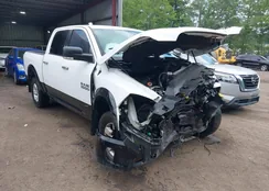 1C6RR7LT2ES144910: 42476228