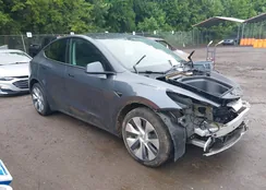 5YJYGDEE2LF048017: 42490778