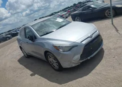 3MYDLBYV1HY158225: 42498221