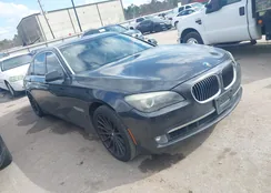 WBAKB83579CY60334: 41540571