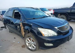 2T2GK31U79C068239: 41570611