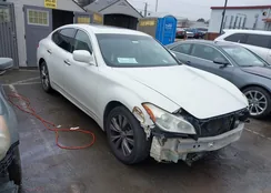 JN1BY1AP2DM511813: 41577968