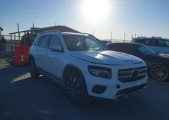 W1N4M4HBXMW099604: 41592177