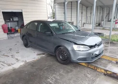 3VW2K7AJ4DM216470: 41619015
