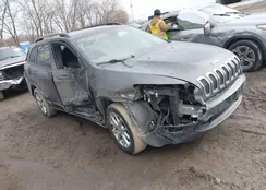 1C4PJLAB4HW661231: 41646285