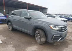 1V2FE2CA1MC213764: 41702906