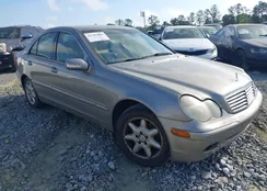 WDBRF61J64F527381: 41705804