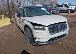 5LMCJ2C97LUL03945: 41722640