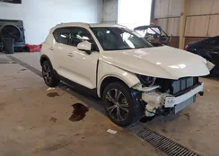 YV4AC2HL9L2287186: 41737185