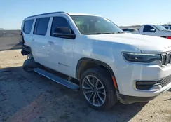 1C4SJVDP3PS547398: 41738408