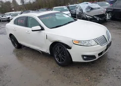 1LNHM94R09G618181: 41758825