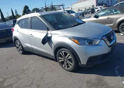 3N1CP5CV6LL573962: 41783534