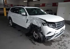 1V2KR2CA8MC501445: 41798934