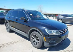 3VV3B7AX6LM071413: 41800734