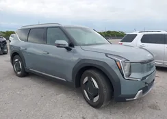 KNDAFFS55R6033424: 41881785