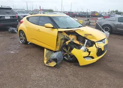 KMHTC6AD2GU256907: 41895228