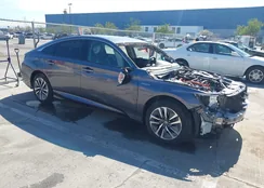 1HGCV3F12NA006563: 41895318