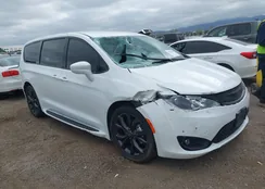 2C4RC1FG4KR738580: 41896505