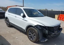 3VV3B7AX8PM020923: 41903624